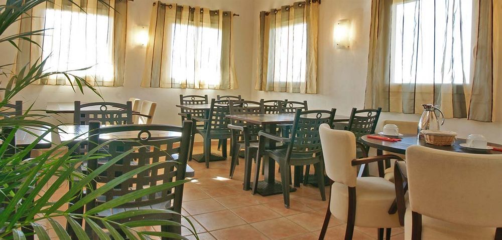 Enzo Hotels Chartres Mainvilliers By Kyriad Direct Ngoại thất bức ảnh